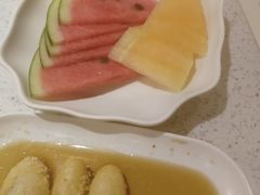 赠送果盘-蜀都小君肝串串香火锅(龙华旗舰店)