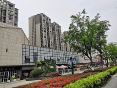 -易生活购物公园