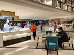 -上海滴水湖皇冠假日酒店