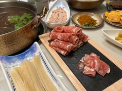 -菌子鲜汤野生菌锅