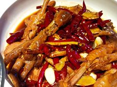 口味鸡爪-费大厨辣椒炒肉(吉联MALL店)