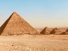 -吉萨金字塔群
