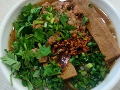 传统猪肉刀削面-东方削面(市政府店)