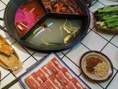 -巴卤社老火锅(财富店)
