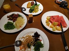 -杭州西湖湖滨银泰亚朵酒店