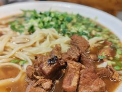 -平娃三宝烧烤·面食(南小街店)