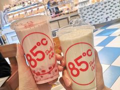 -85度C(生甜甜圈研究工坊·上海局门店)