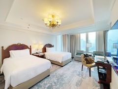 -广州富力丽思卡尔顿酒店