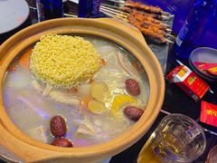-钳小柒·小龙虾蓝龙王烧烤夜宵(长寿路店)