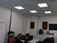 -TESLA 特斯拉(深圳坂田特斯拉中心)