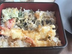 -Tsuru鹤日本料理(静安香格里拉店)
