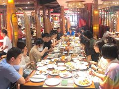 -四海一家自助餐(益田假日广场店)