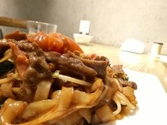 湿炒牛河-李记潮汕砂锅粥(营福路店)