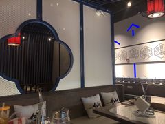 -尚尚仙·酸汤猪手·猪肚鸡火锅(华联万柳购物中心店)