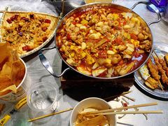 牛蛙爱上虾-小民大排档(光谷店)