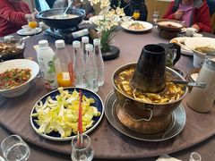 -香山湖家家宴(中山陵店)