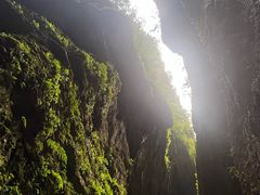 -龙水峡地缝景区