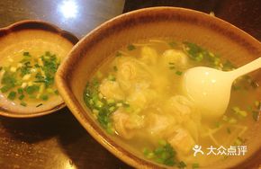 Bridge Dumpling with Raw Pork包