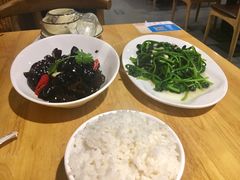 -嘉厨小馆(宜山路店)