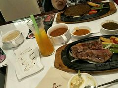 -爱丽丝牛排西餐厅(光谷步行街店)