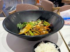 -醉人椒麻辣香锅(王府井喜悦店)