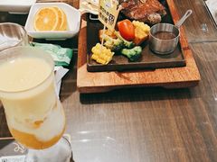 -豪客来牛排(西昌大巷口月城广场店)