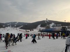 -中旅松花湖滑雪场