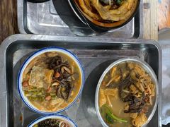 螺丝鸭脚煲-西环肥仔螺蛳粉(总店)