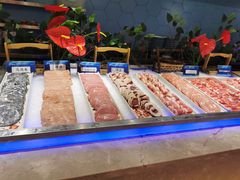 -锤头鲨毛肚海鲜烤肉自助餐厅(国购广场店)