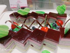 -飨食汇全日制餐厅·昆山皇冠假日酒店(九方店)