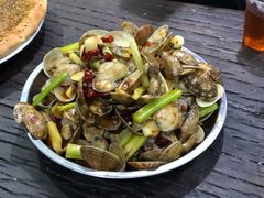 隔壁店的辣炒花蛤-清真·马峰烤肉(小学习北巷店)