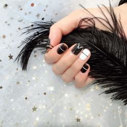 -蜜丝卡伦美甲美睫连锁