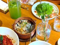 铜锅牛肝菌焖饭-一坐一忘云南菜(三里屯店)