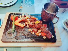 田园澳洲骰子牛肉-蜜桃花开·中西融合菜E&W(南长街店)