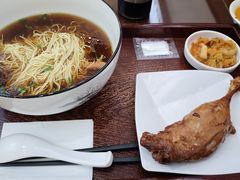 -百年老字号·观振兴蟹黄面·三虾面·苏式面(观前街富仁坊巷店)