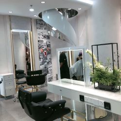 -Kraemer Paris  苏豪路易士·嘉玛发廊