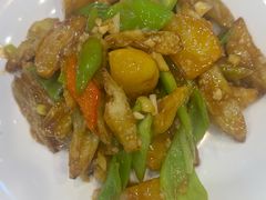 -红东阁东北菜烤肉酒馆(CROSS万象汇店)