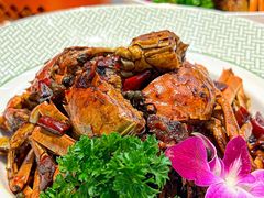 -嗨辣小聚·盘锦河蟹·海鲜烧烤龙虾(盘锦十年好店)