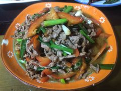 爆炒牛肉-五彩雪域藏餐馆