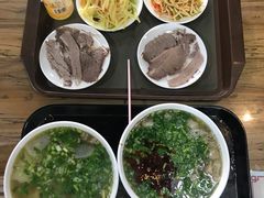 -陇上全荟兰州传统牛肉面(延吉路店)