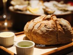 -恰餐厅及酒吧 CHAR Bar & Grill (北京丽都皇冠假日店)
