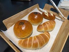 -Dough&Joe团憩(瑞虹天地月亮湾店)