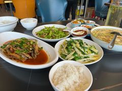 -谢师酒家