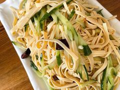 -牛八宝桂林米粉(八里庄店)