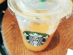 -星巴克(泰安万达店)