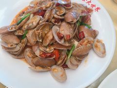 -三亚新鸿港水果一级批发市场
