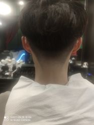 -海文先生国潮烫染男士理发馆