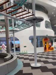 -MINI MARS 移动的空间站乐园·餐饮·派对(浦东金桥店)