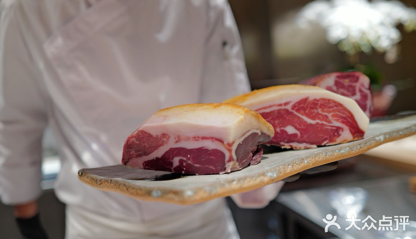 人均1000还性价比极高？预约已经排到四个月后的C8探店后感