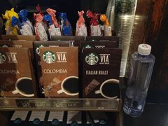 -星巴克(杭州湖滨银泰E区店)